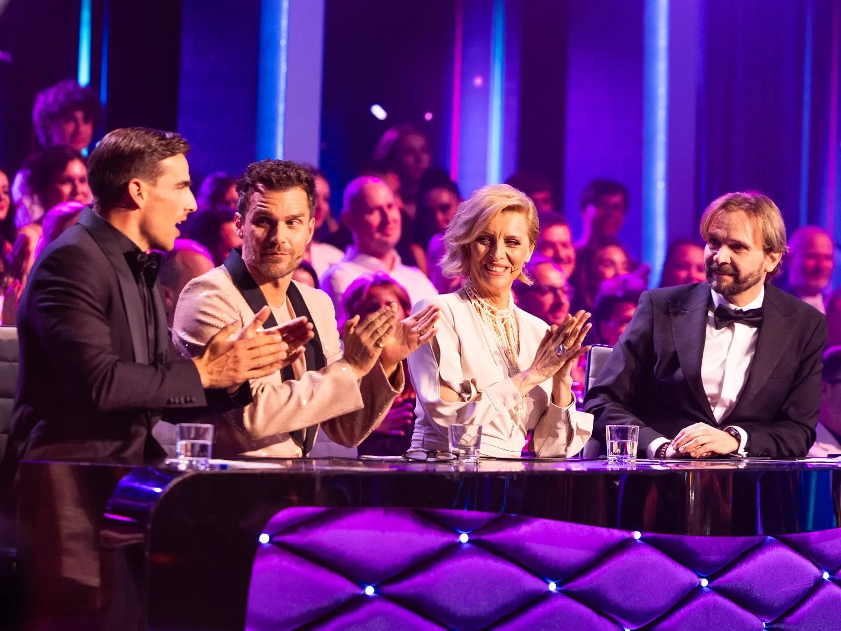 Porota Ján Ďurovčík, Tatiana Drexler, Adam Bardy a Leoš Mareš počas deviateho kola Let's dance 2025.