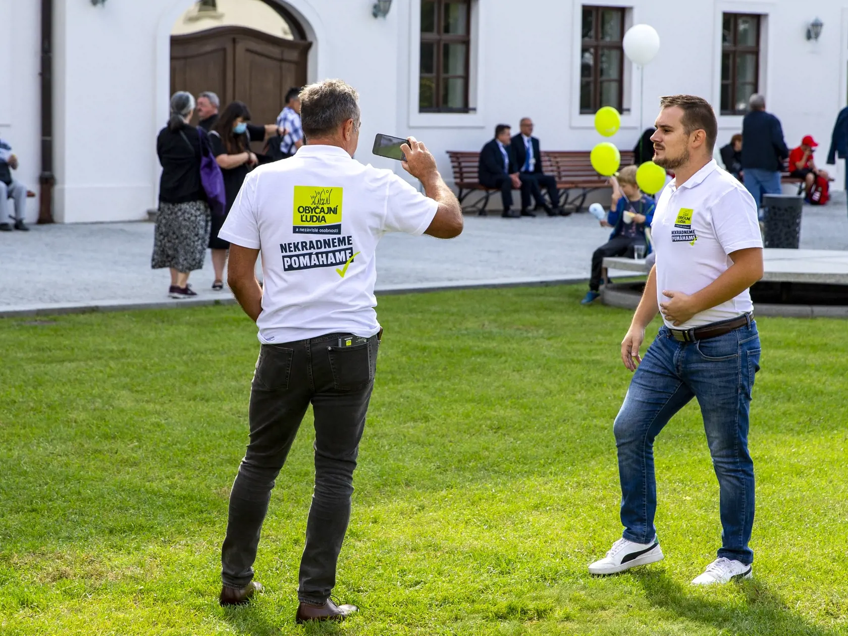 1. septembra sa konal deň otvorených dverí Národnej rady SR, ktorý bol spojený s 30. výročím prijatia Ústavy SR. Na snímke je Jozef Pročko. 