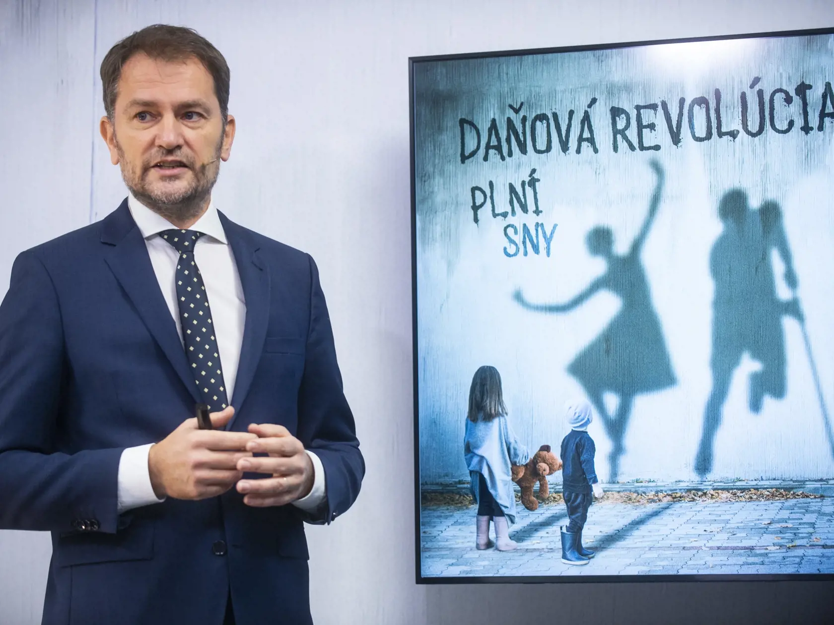 Matovič chce toto opatrenie financovať z toho, čo štát ušetrí na poskytovaní zdravotnej starostlivosti týmto ľuďom v nemocniciach.
