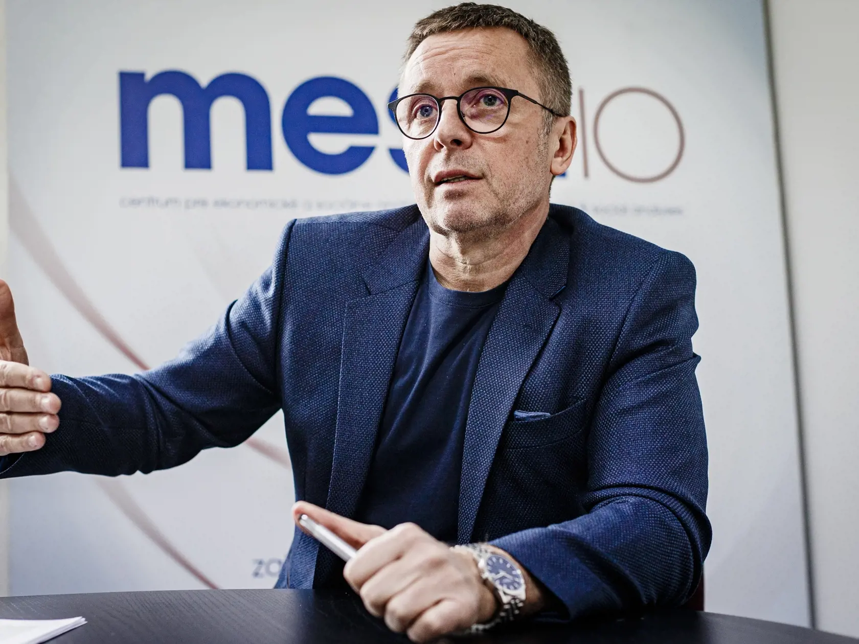 Na snímke Ivan Mikloš bývalý podpredseda vlády a minister financií Slovenskej republiky, podpredseda vlády pre ekonomiku a minister privatizácie. Je spoluzakladateľom a prezidentom ekonomického think-tanku MESA10. V súčasnosti pôsobí ako poradca ukrajinského premiéra a zároveň vedie strategickú skupinu poradcov na podporu reforiem na Ukrajine.