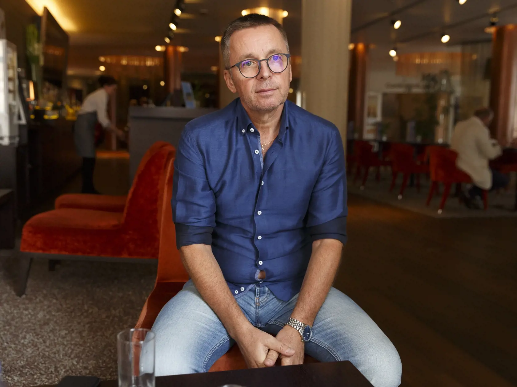 Rozhovor Politika P1 s bývalým monistrom financií Ivanom Miklošom