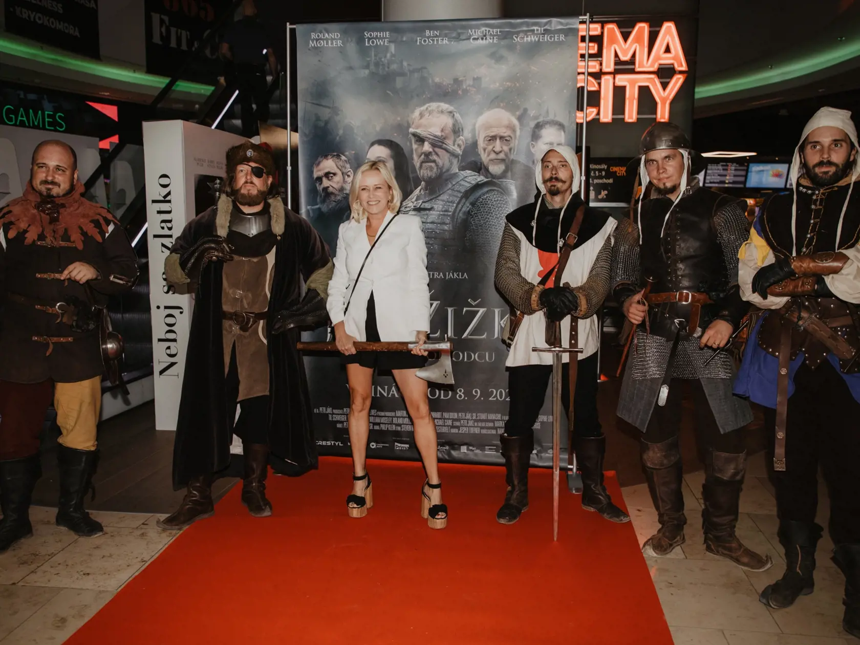 Medzi prítomnými v priestoroch Cinema City nechýbala ani producentka a herečka Michaela Čobejová.