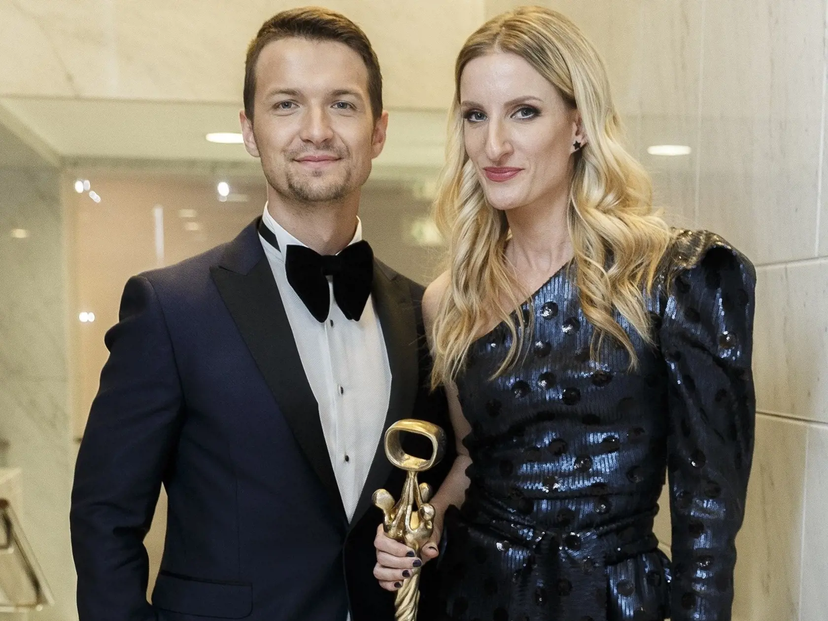 Na snímke počas párty po skončení priameho prenosu z galavečera OTO 2019. Na snímke Viktor Vincze a Adela Vinczeová.