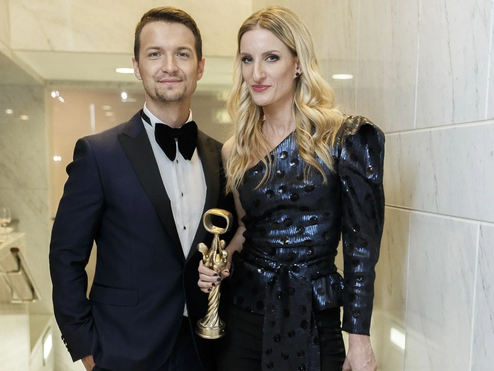 Na snímke počas párty po skončení priameho prenosu z galavečera OTO 2019. Na snímke Viktor Vincze a Adela Vinczeová.
