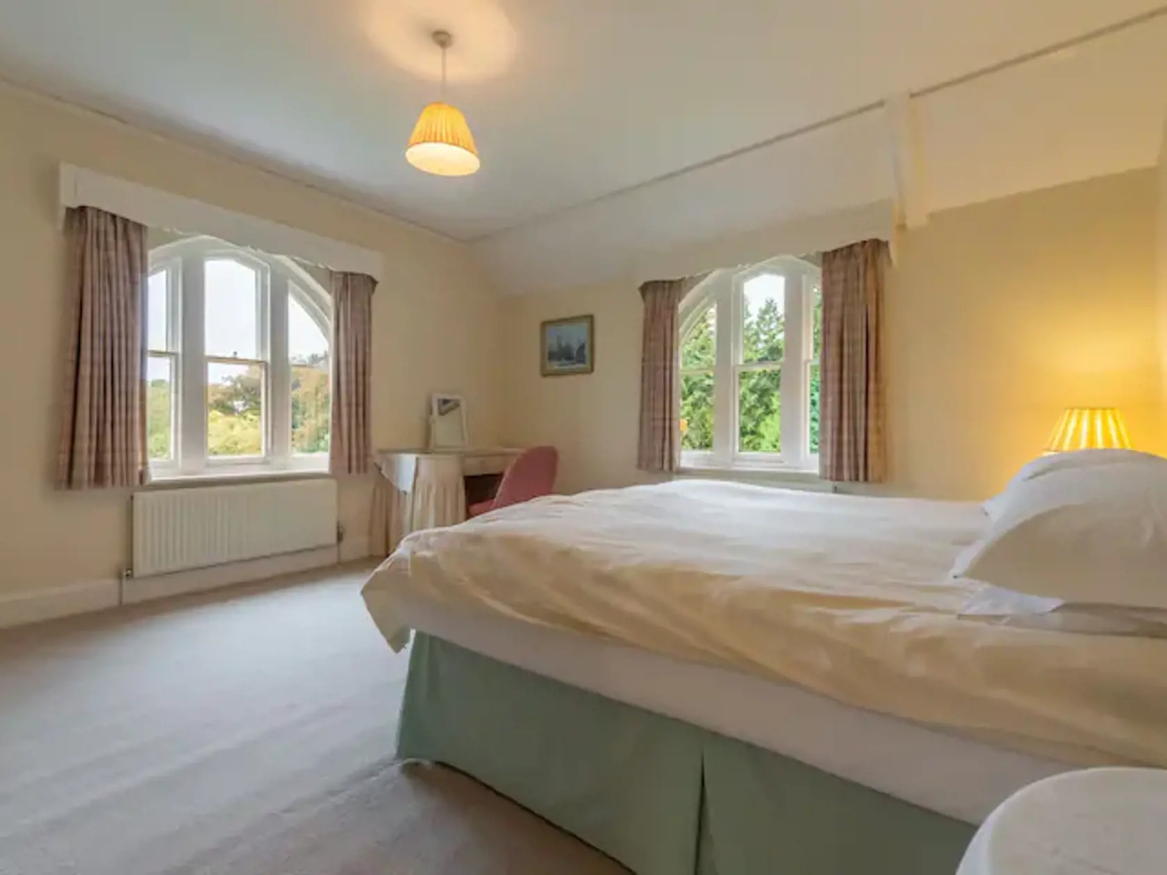 Nehnuteľnosť sa nachádza na panstve Sandringham a pýši sa menom Garden House.