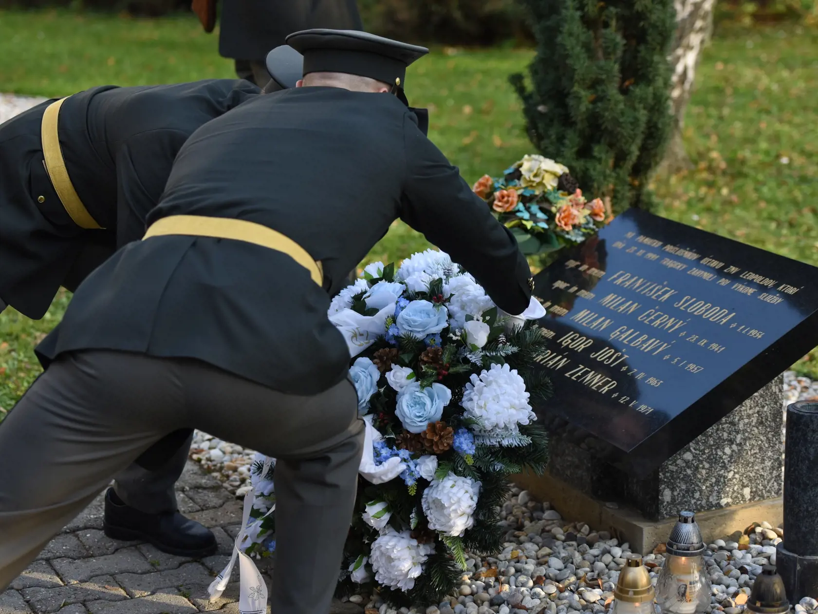 Pietna spomienka na príslušníkov väzenskej stráže v roku 2016.