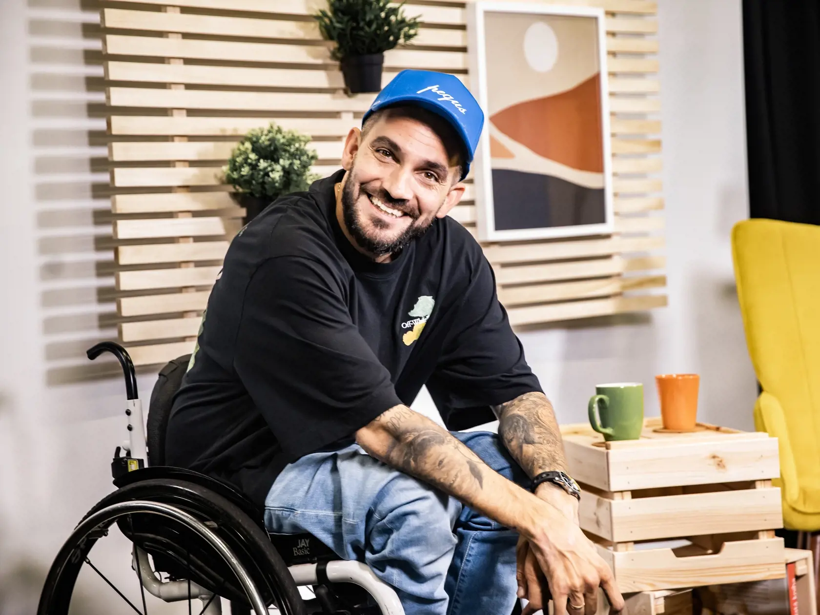 Diskusná relácia “Dobré správy zo života” ktorej hosťom bol Bekim Aziri, moderátor a influencer.
