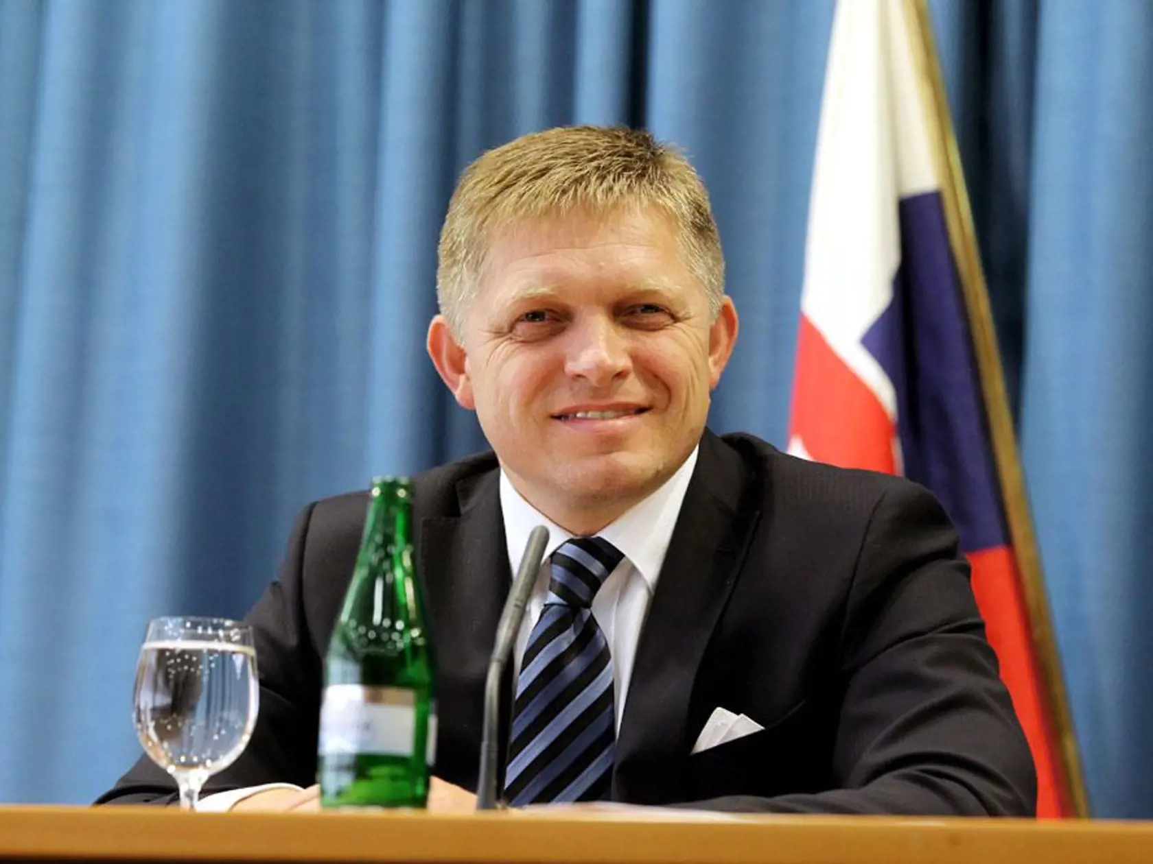 Premiér Robert Fico plánuje odkúpiť 49 percent akcií SPP a sľubuje, že plyn sa zdražovať nebude. 