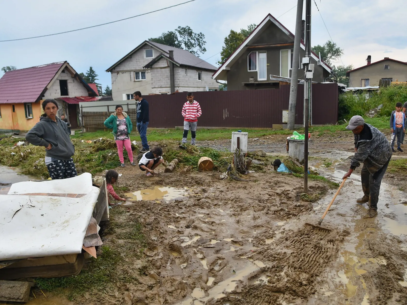 Na archívnej foto povodeň po prietrži mračien v Hranovnici.