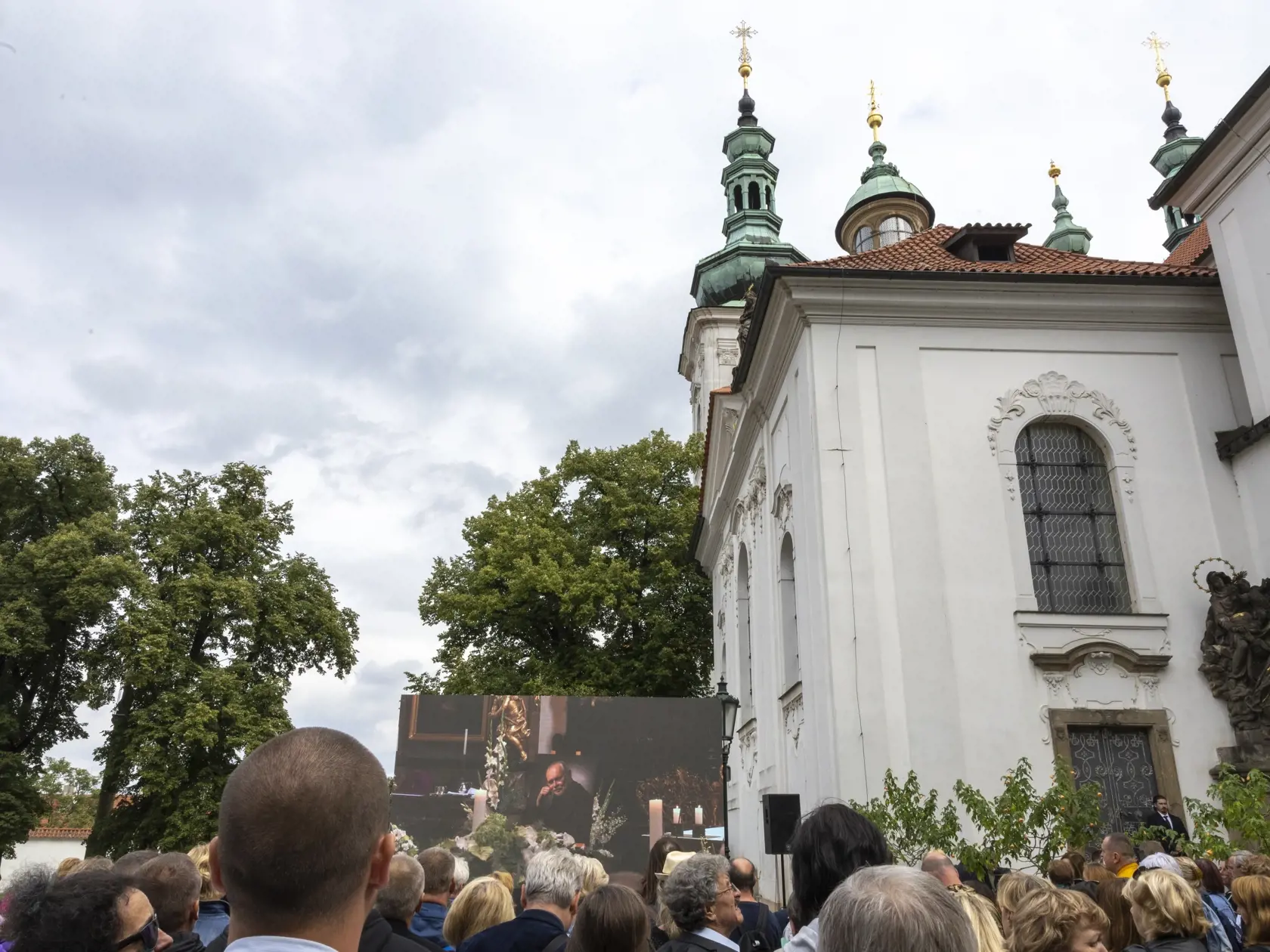 Posledná rozlúčka s hudobníkom a skladateľom Vašom Patejdlom, ktorý vo veku 68 rokov podľahol rakovine pankreasu.