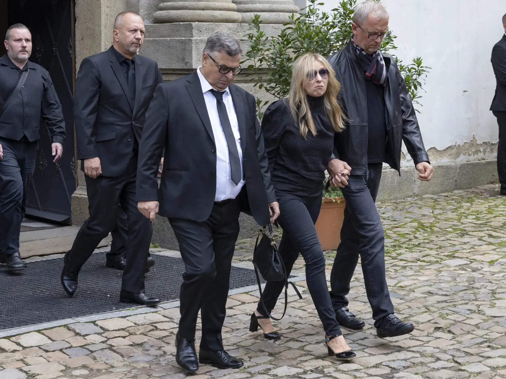 Posledná rozlúčka s hudobníkom a skladateľom Vašom Patejdlom, ktorý vo veku 68 rokov podľahol rakovine pankreasu.
