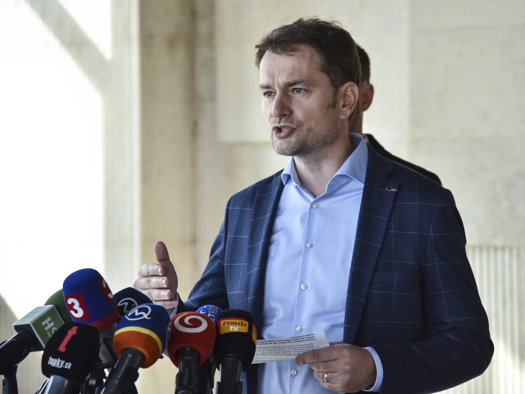Na snímke predseda hnutia Obyčajný ľudia a nezávislé osobnosti (OĽaNO) Igor Matovič počas tlačového brífingu pred zasadnutím Ústredného krízového štábu o opatreniach v súvislosti s koronavírusom 12. marca 2020 v Bratislave. FOTO TASR - Pavol Zachar