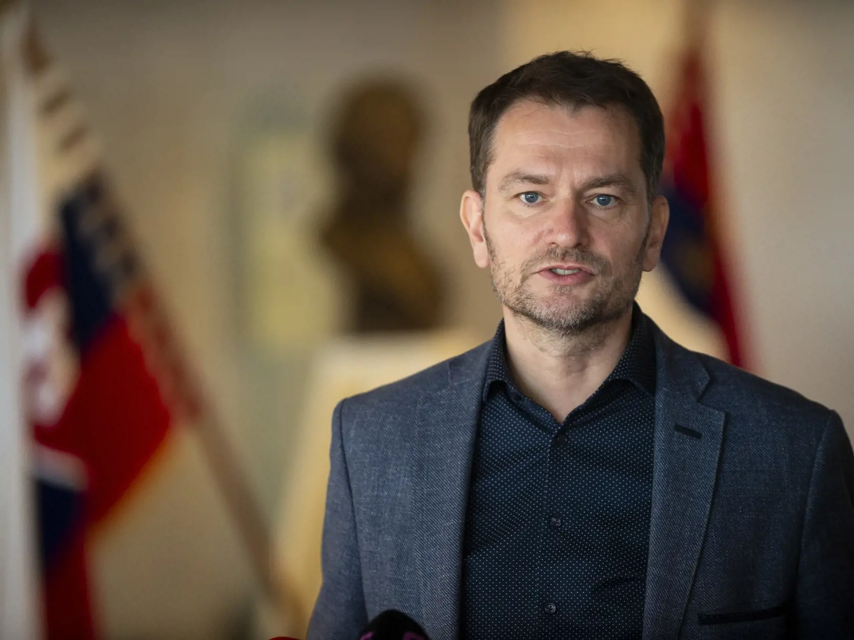 Na snímke predseda hnutia OĽaNO Igor Matovič počas tlačovej konferencie po spoločnom rokovaní s predsedom hnutia Sme rodina Borisom Kollárom o zostavovaní vlády 2. marca 2020 v Bratislave. FOTO TASR – Jakub Kotian

