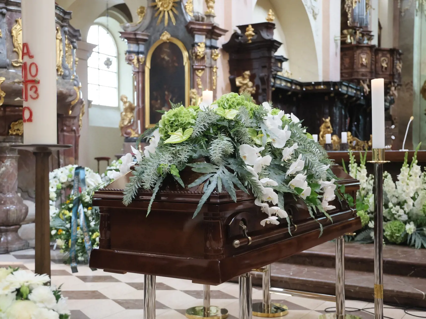 Posledná rozlúčka s Vašom Patejdlom v Bazilike Nanebovzatia Panny Márie na Strahovskom nádvorí.