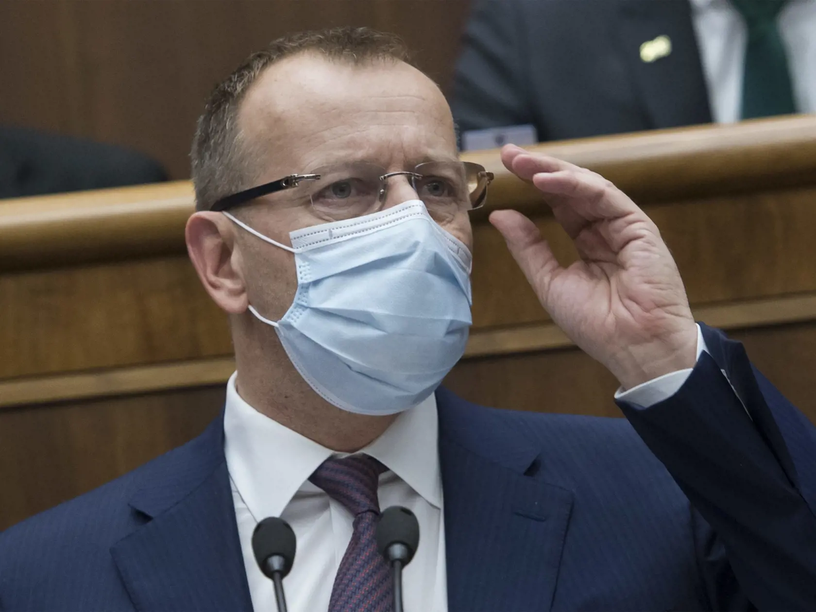 Na snímke predseda Národnej rady (NR) Slovenskej republiky Boris Kollár (Sme rodina) počas rokovania 4. schôdze parlamentu v Bratislave 1. apríla 2020. FOTO TASR - Martin Baumann