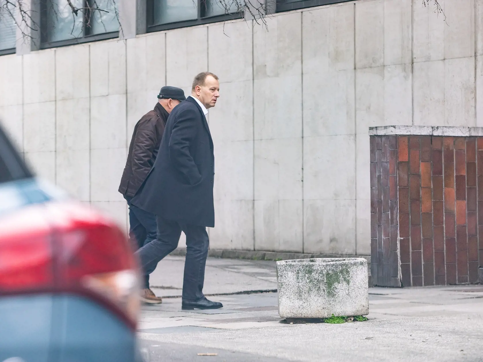 Boris Kollár strana Sme Rodina paparazzi príchod do rozhlasu.