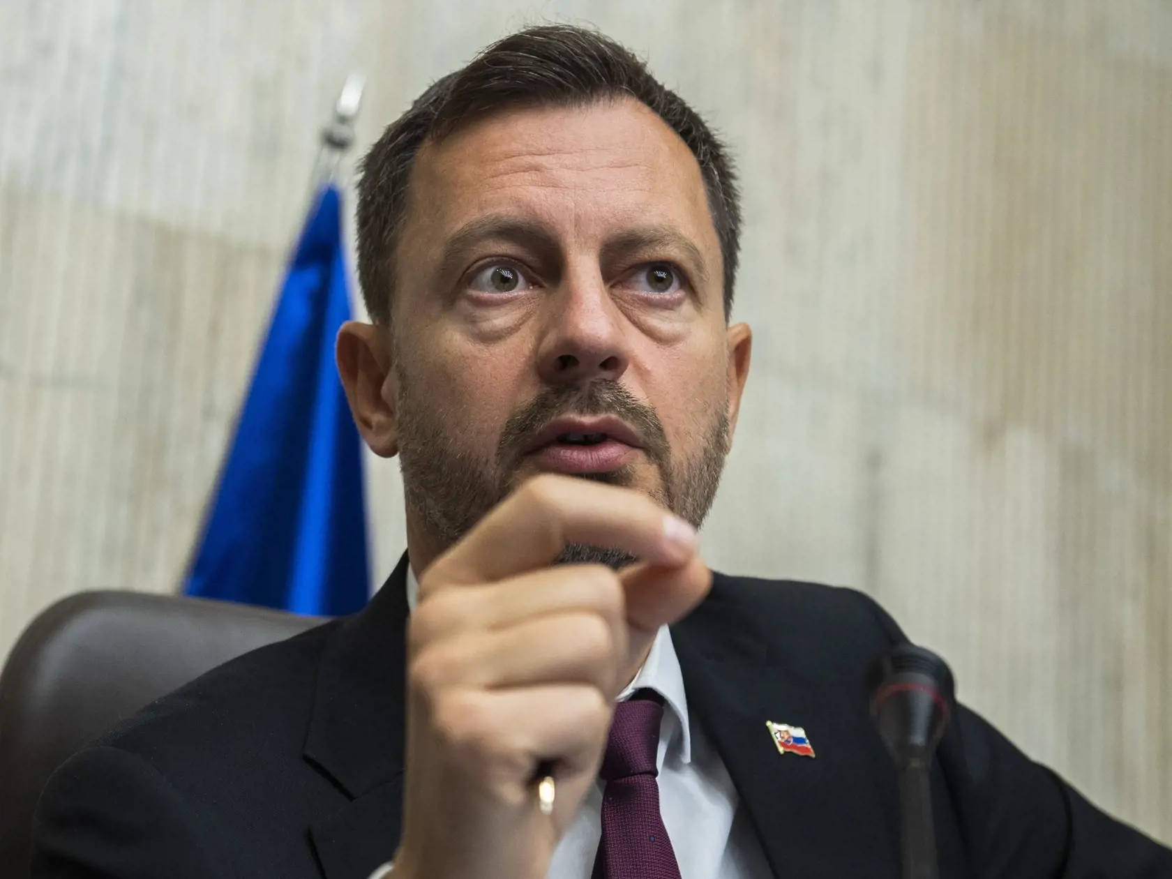 Eduard Heger (OĽaNO) počas 100. rokovania vlády SR o aktuálnej situácii v energetike v Bratislave 2. septembra 2022. FOTO TASR - Jaroslav Novák