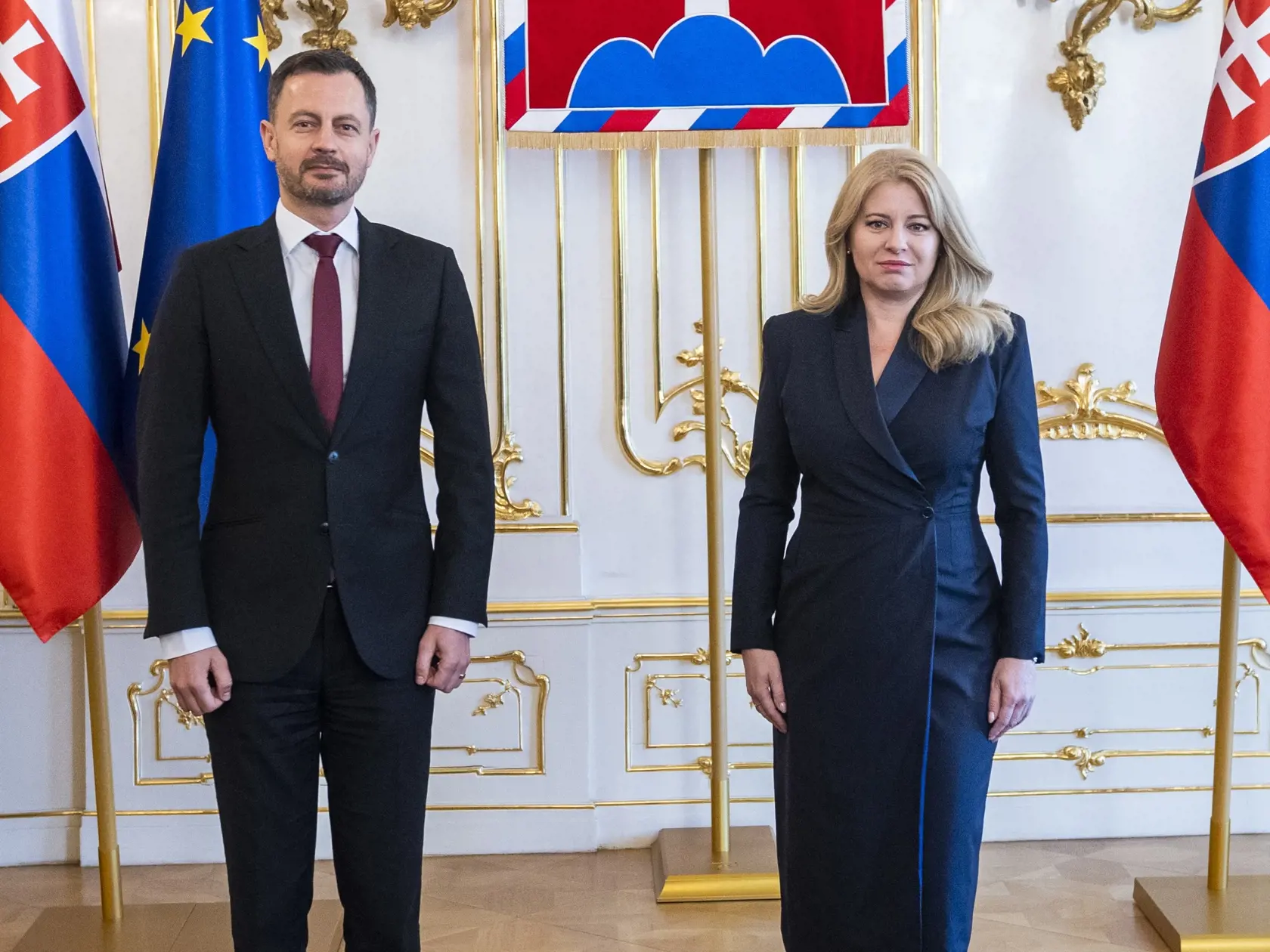 Prezidentka Zuzana Čaputová a predseda vlády Eduard Heger počas stretnutia v Prezidentskom paláci v Bratislave 22. júla 2022. FOTO TASR - Jaroslav Novák