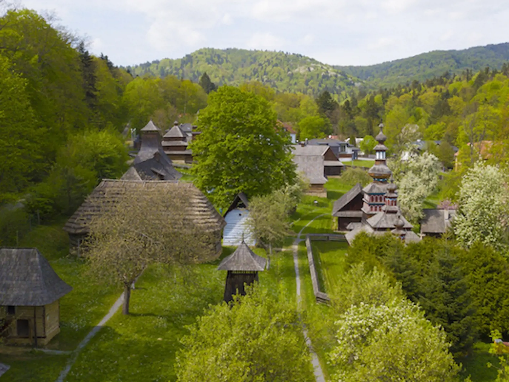 Skanzen v Bardejovských Kúpeľoch je najstarší na Slovensku. 
