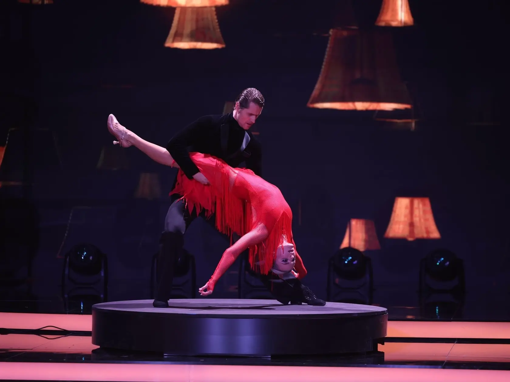 Piate kolo Let's Dance. Na snímke Matyáš Adamec a Eva Burešová.