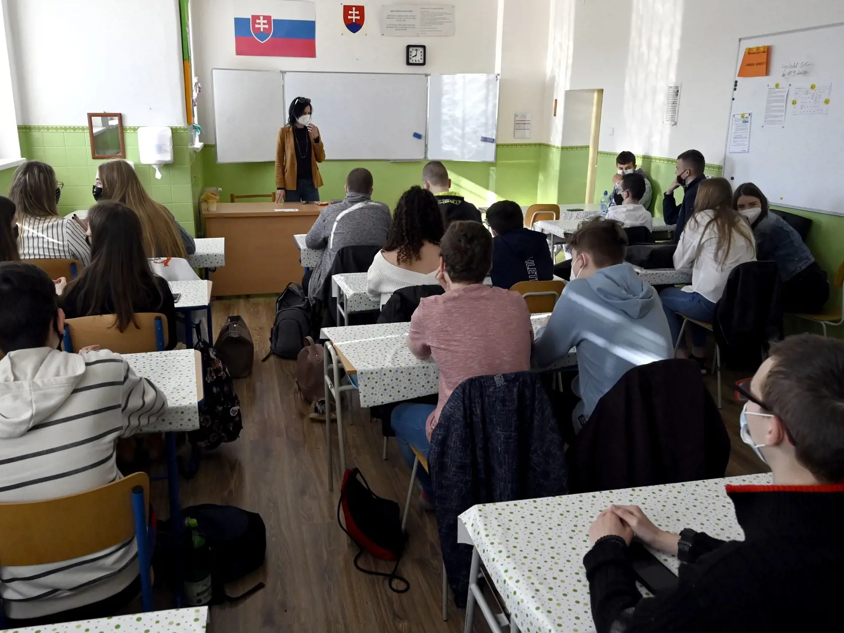 Strana Sloboda a Solidarita (SaS) je presvedčená, že dlhodobé zatvorenie škôl by malo devastačné účinky nielen na duševné zdravie detí, ale aj ekonomiku na Slovensku.