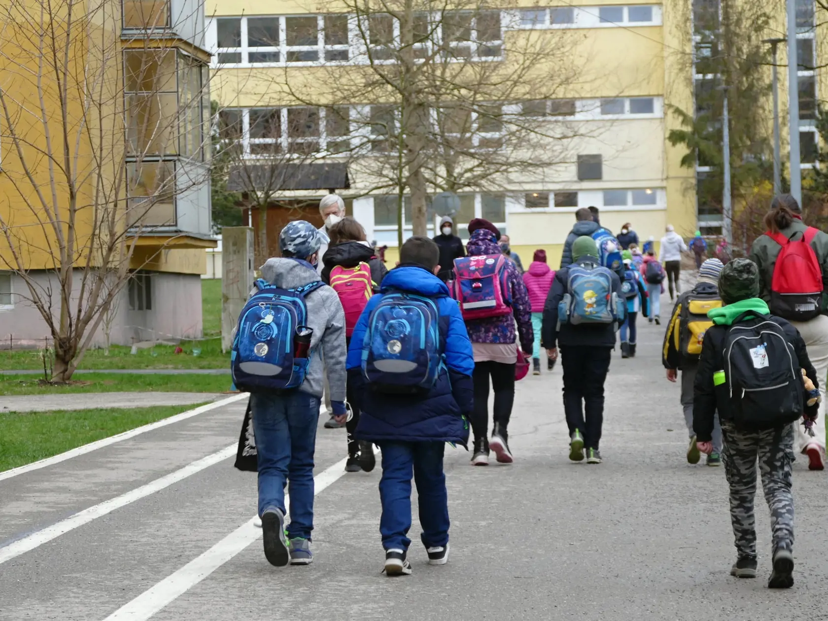 Strana Sloboda a Solidarita (SaS) je presvedčená, že dlhodobé zatvorenie škôl by malo devastačné účinky nielen na duševné zdravie detí, ale aj ekonomiku na Slovensku.