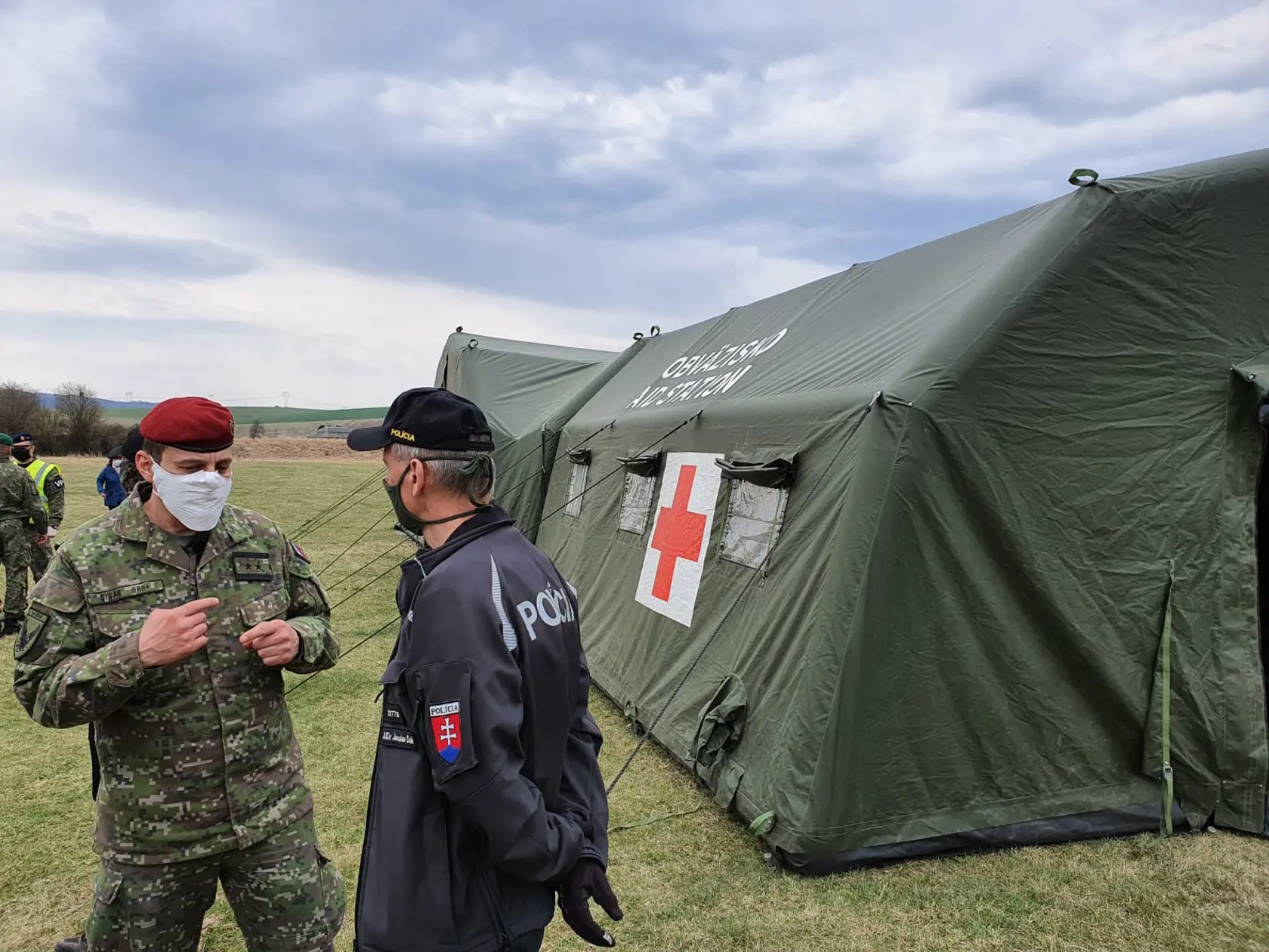 Armáda začala s vojenskou operáciou Umbrela pri uzavretých osadách na Spiši.