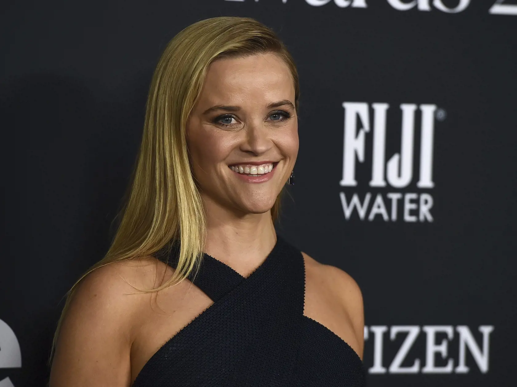 JB 15 Los Angeles - Herečka Reese Witherspoonová pózuje počas príchodu na odovzdávanie ocenení InStyle Awards v Los Angeles 15. novembra 2021. FOTO TASR/AP

Reese Witherspoon arrives at the 2021 InStyle Awards at The Getty Center on Monday, Nov. 15, 2021 in Los Angeles. (Photo by Jordan Strauss/Invision/AP)