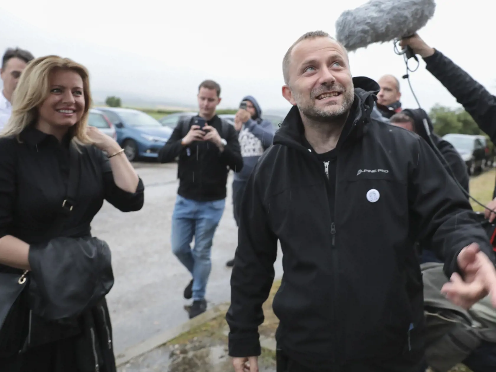 Zuzana Čaputová nevynechala Pohodu Air. Jej diskusia so Štefanom Hríbom patrila k najsledovanejším. Ako vlani, prišla s dnes už partnerom Jurajom Rizmanom.