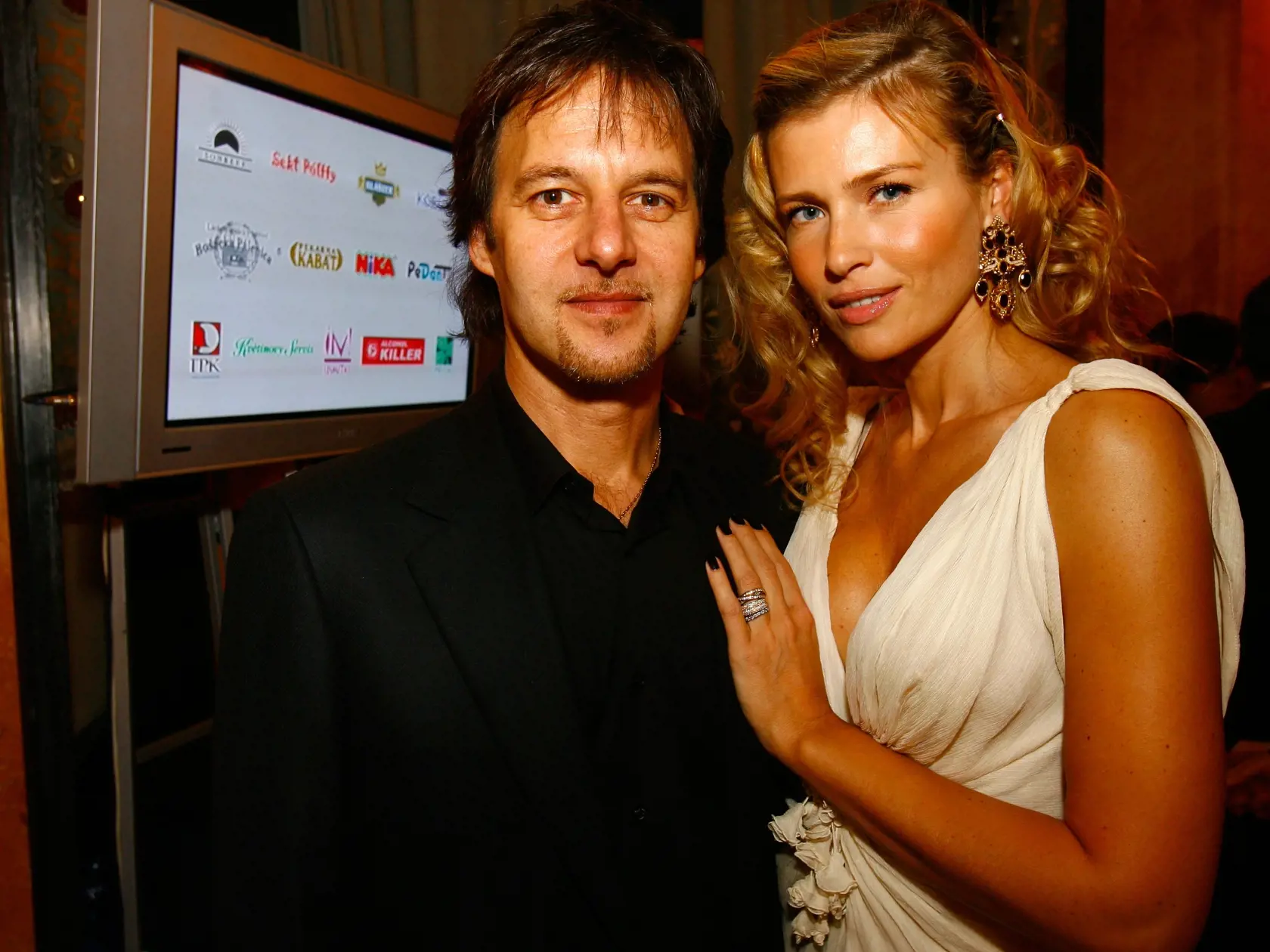Spevák Pavol Habera a Daniela Peštová
Foto: Ján Zemiar
Uverejnené: Báječná Žena č. 10/09
pôvodný súbor:pestova_foto Jan Zemiar.eps
