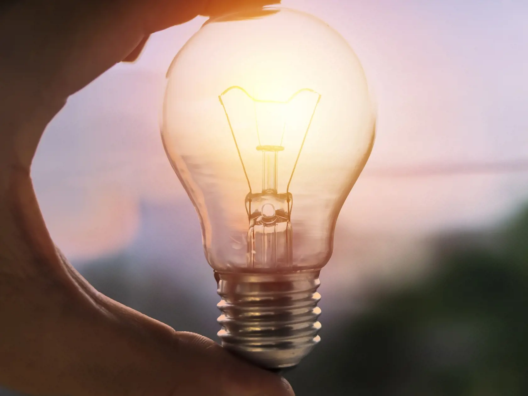 Peniaze za vysoké ceny energií dostanú podnikatelia od štátu neskôr, ako sú im vystavené zálohy