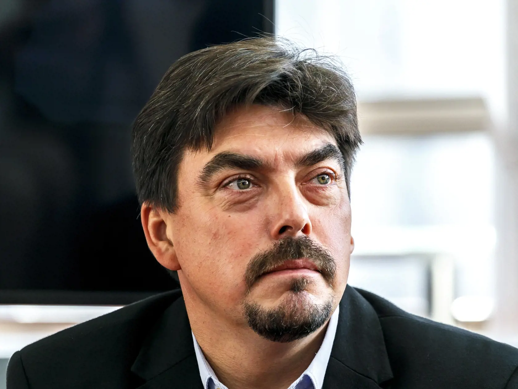 Operný spevák Daniel Čapkovič počas tlačovej konferencie s tvorcami pripravovanej premiéry opery G. Bizeta: Carmen v Opere Slovenského národného divadla (SND) v Bratislave 26. septembra 2022.