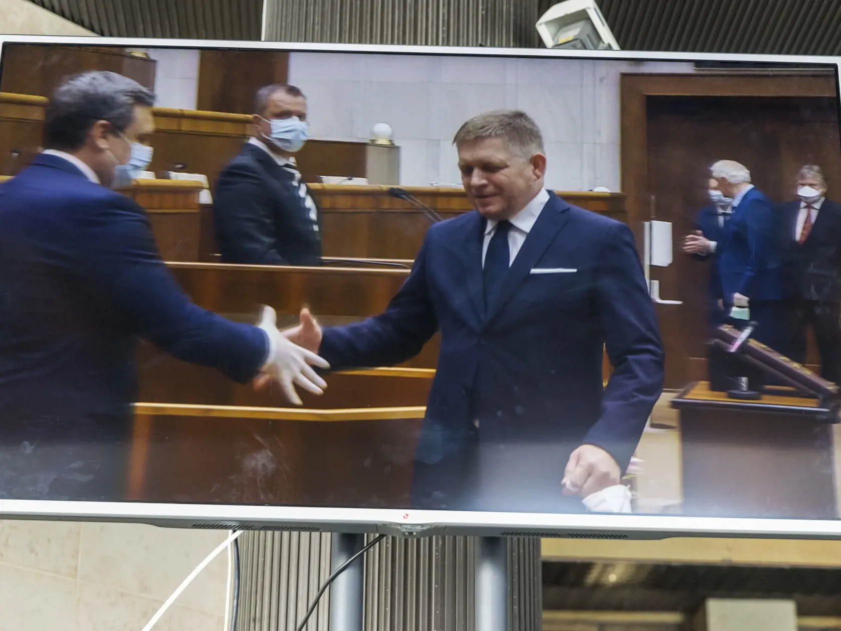 na snimke  - Ustanuvujúca schodza NR SR .