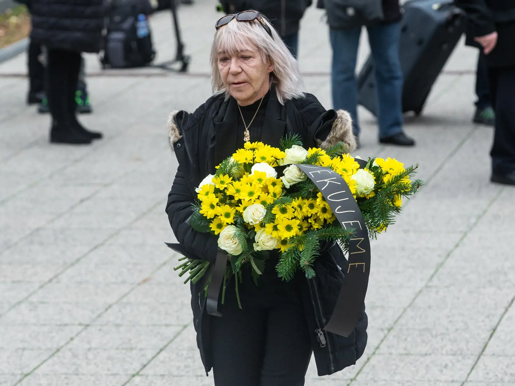 Pohreb speváka Miroslava Žbirku v pražskom krematóriu Strašnice.
