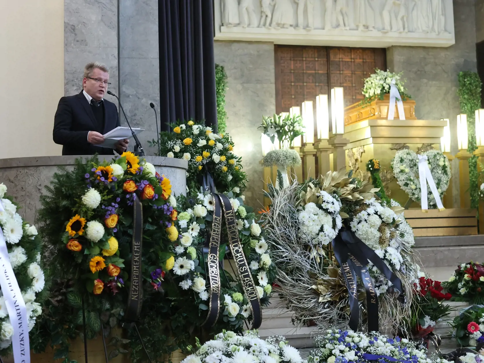 Pohreb Mira Žbirku