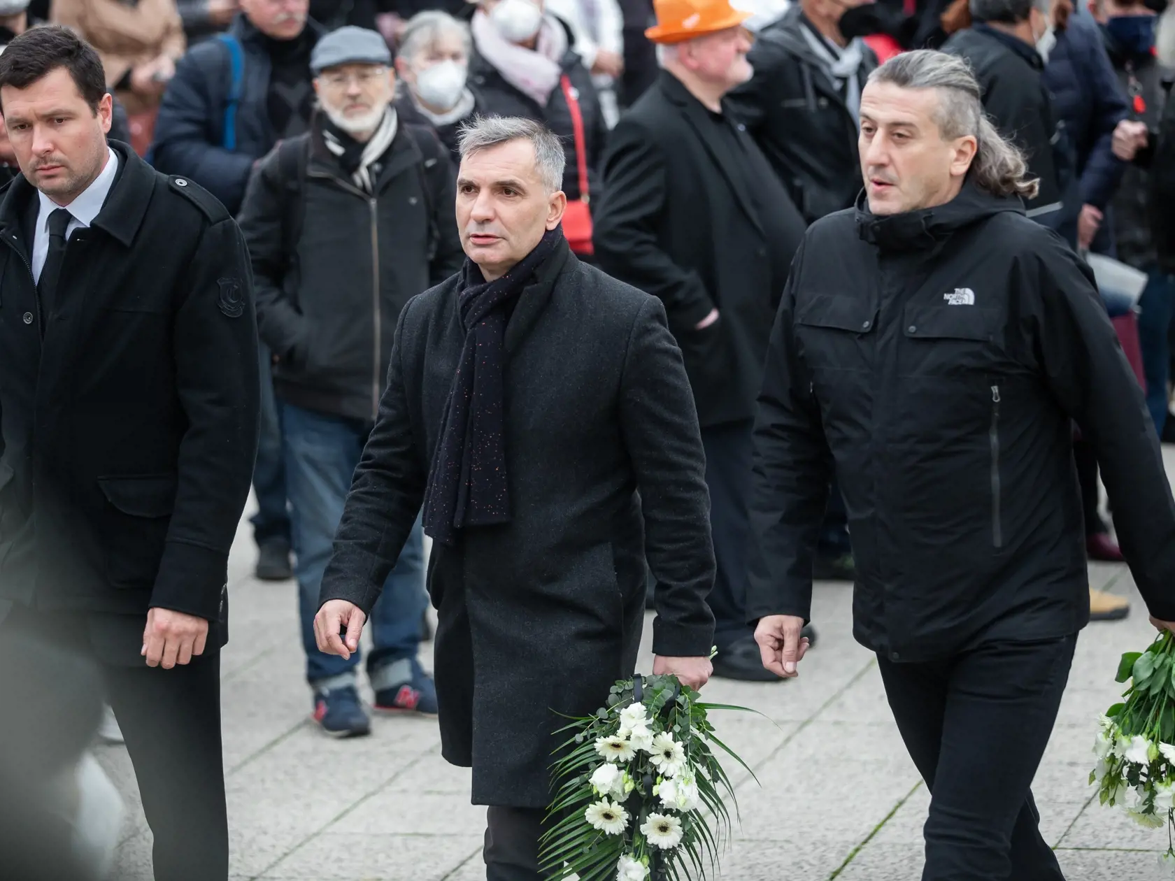 Pohreb speváka Miroslava Žbirku v pražskom krematóriu Strašnice. Na snímke Jiří Macháček.