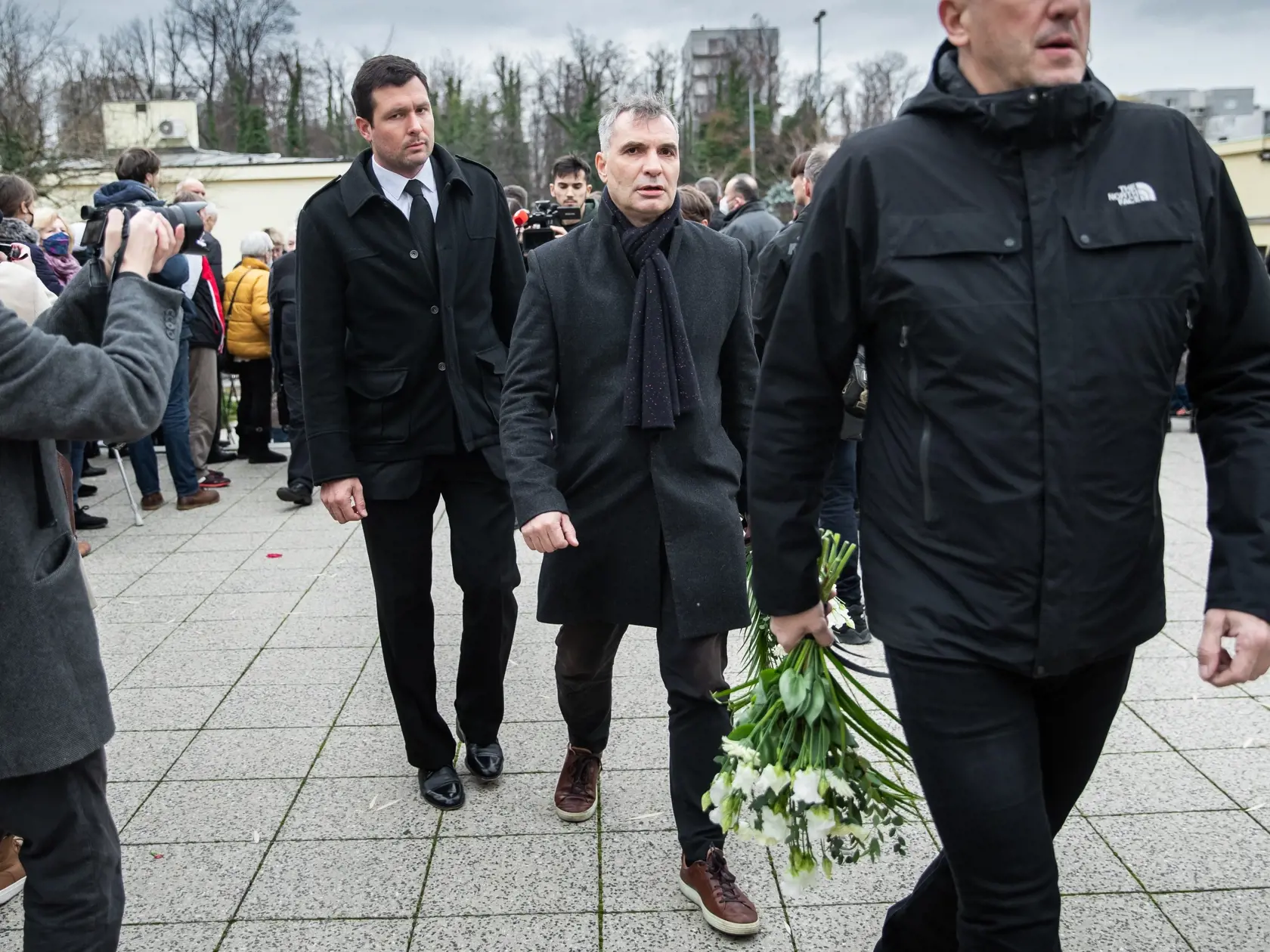 Pohreb speváka Miroslava Žbirku v pražskom krematóriu Strašnice. Na snímek Jiří Macháček.