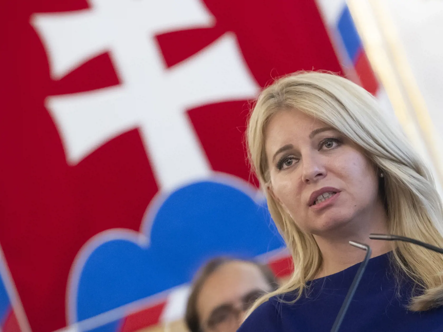 Na snímke prezidentka SR Zuzana Čaputová počas vyhlásenia k referendu o predčasných volieb v Bratislave v pondelok 12. septembra 2022. Prezidentka Zuzana Čaputová vypíše referendum týkajúce sa predčasných volieb minimálne s jednou otázkou. Či bude mať referendum dve otázky, bude závisieť od Ústavného súdu SR, na ktorý sa obráti. FOTO TASR - Martin Baumann