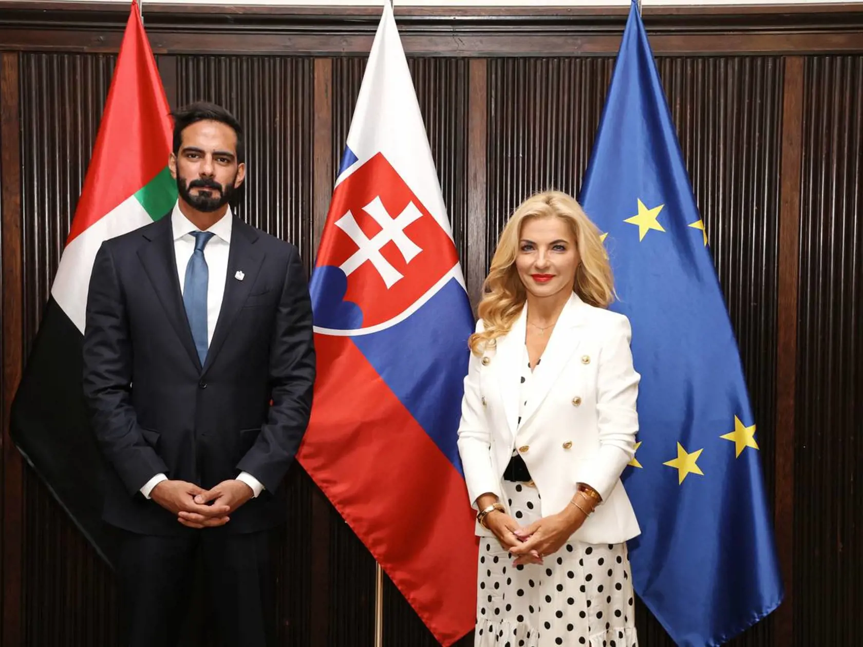 Minister kultúry a vzdelávania Spojených arabských emirátov šejk Salem Al Qassimi a ministerka kultúry Martina Šimkovičová.