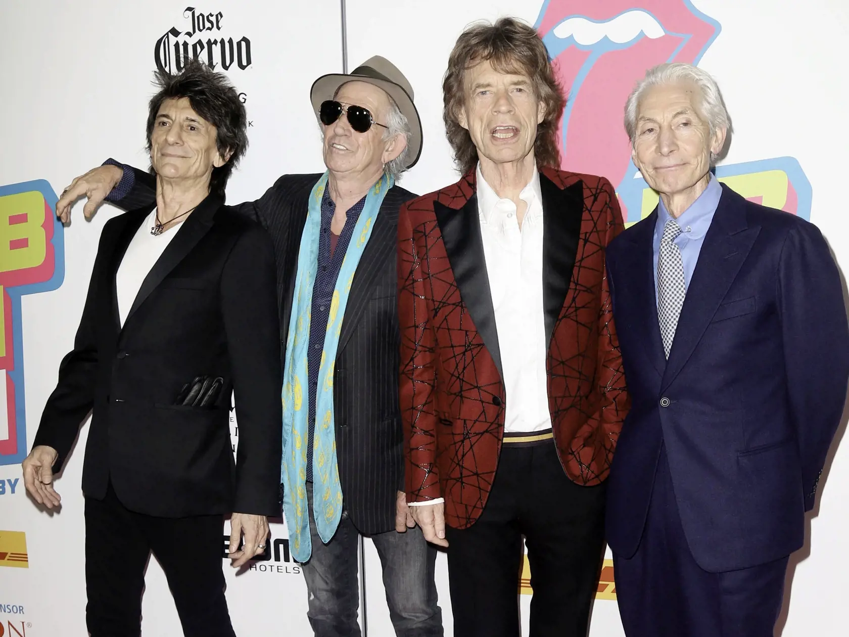 Rolling Stones. Zľava Ronnie Wood, Keith Richards, Mick Jagger a Charlie Watts.