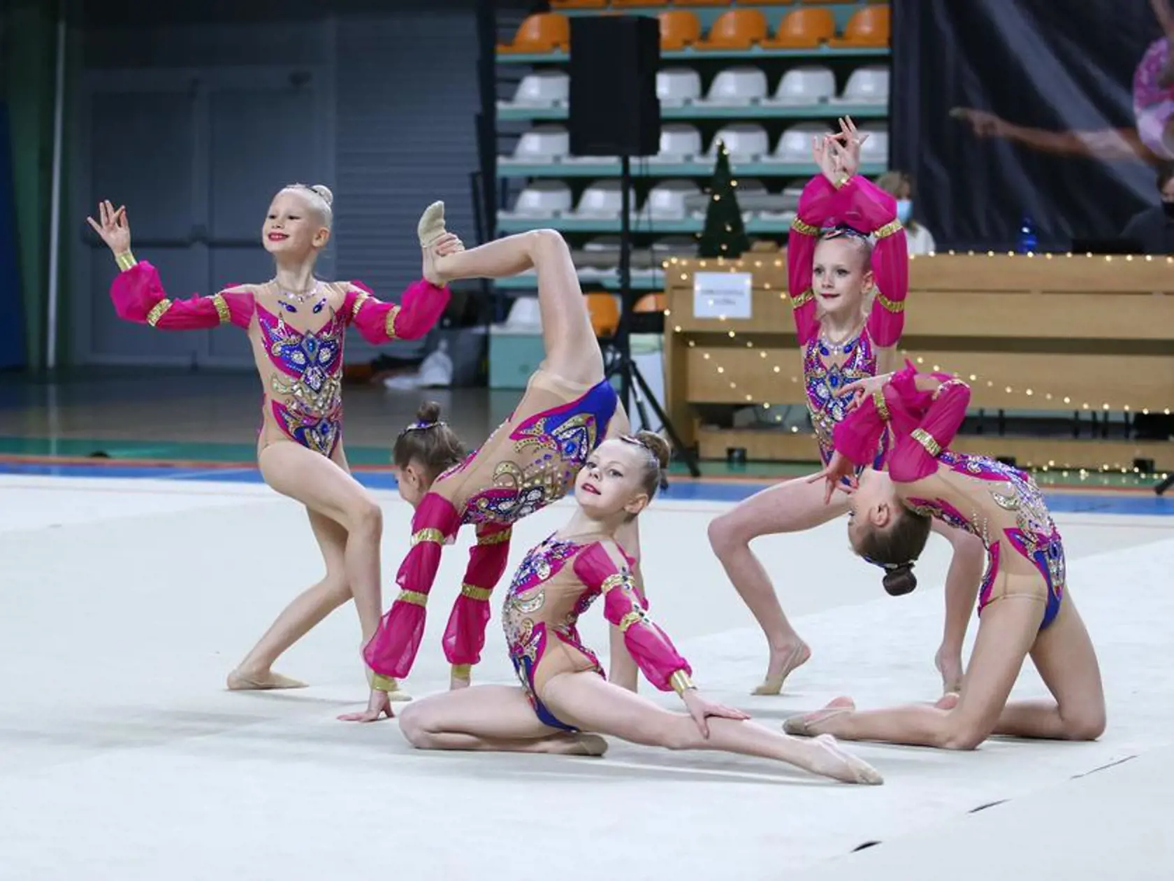 Nadácia podporila aj gymnastky aj tanečníkov športového klubu JUVENTA Bratislava.