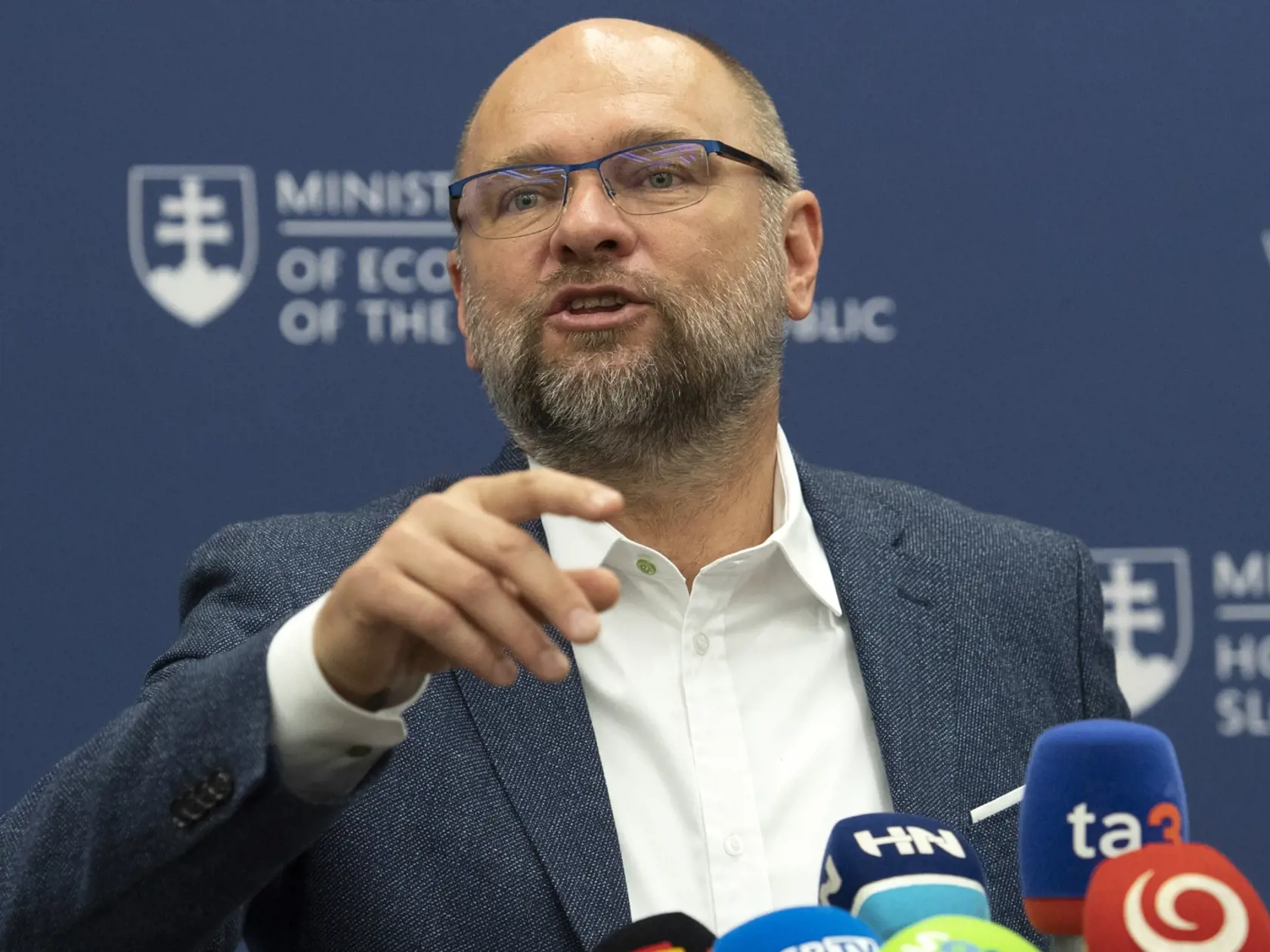 minister hospodárstva SR Richard Sulík (SaS) počas tlačovej konferencie k preprave ropy ropovodom Družba v Bratislave v stredu 10. augusta 2022. FOTO TASR - Pavel Neubauer