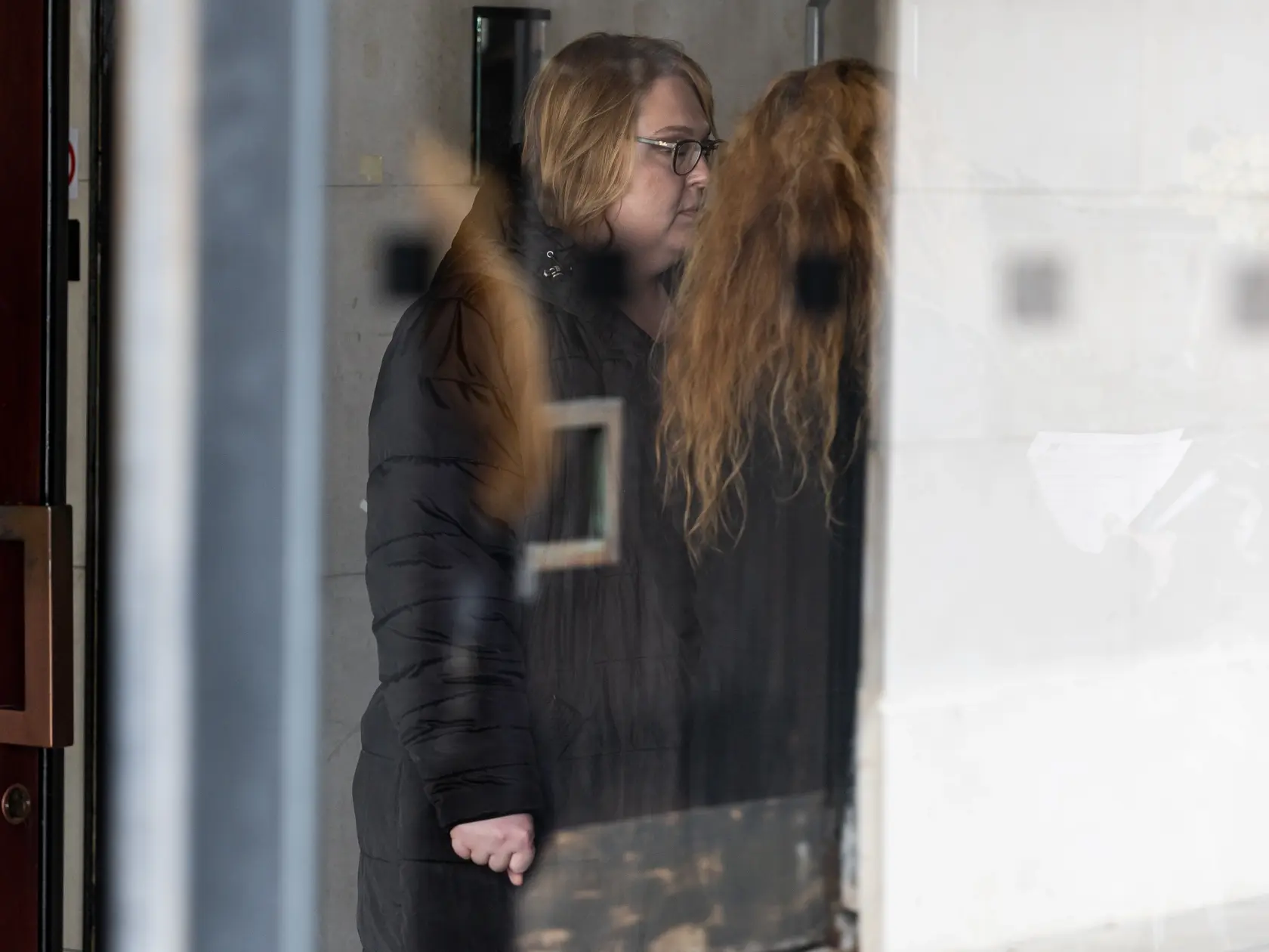 Pohreb režiséra Stanislava Párnického v bratislavskom krematóriu. Na snímke Simona Párnická. 