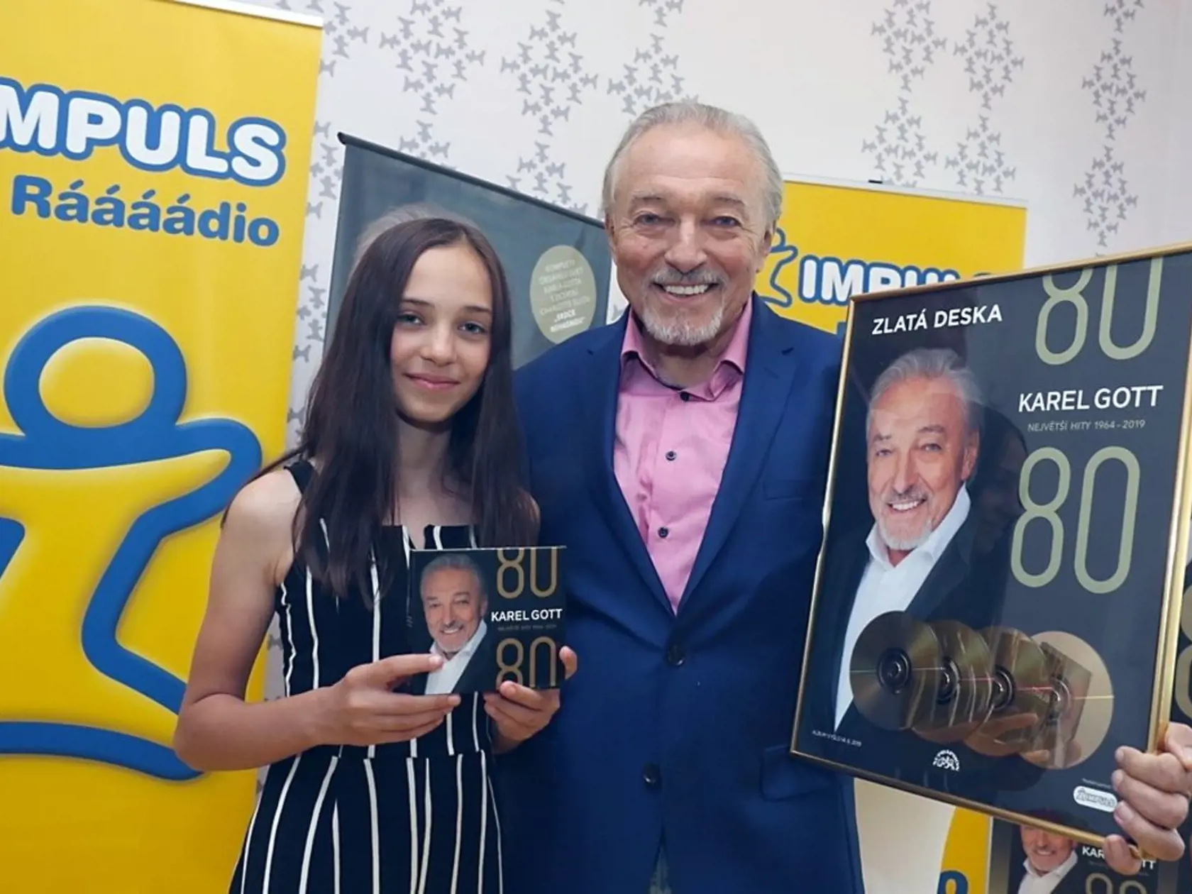 Spevák s dcérou Charlotte Ellou.