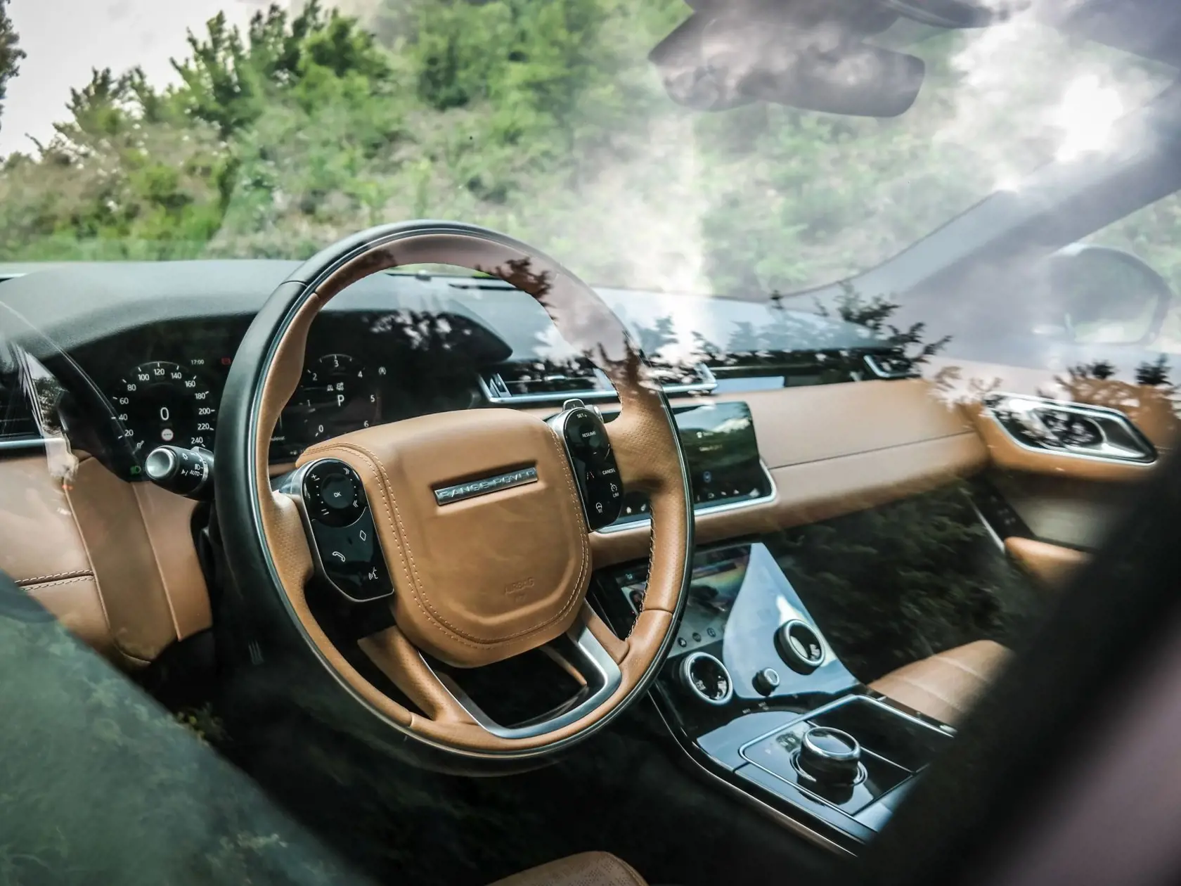 Land Rover Range Rover Velar SE D240 8AT