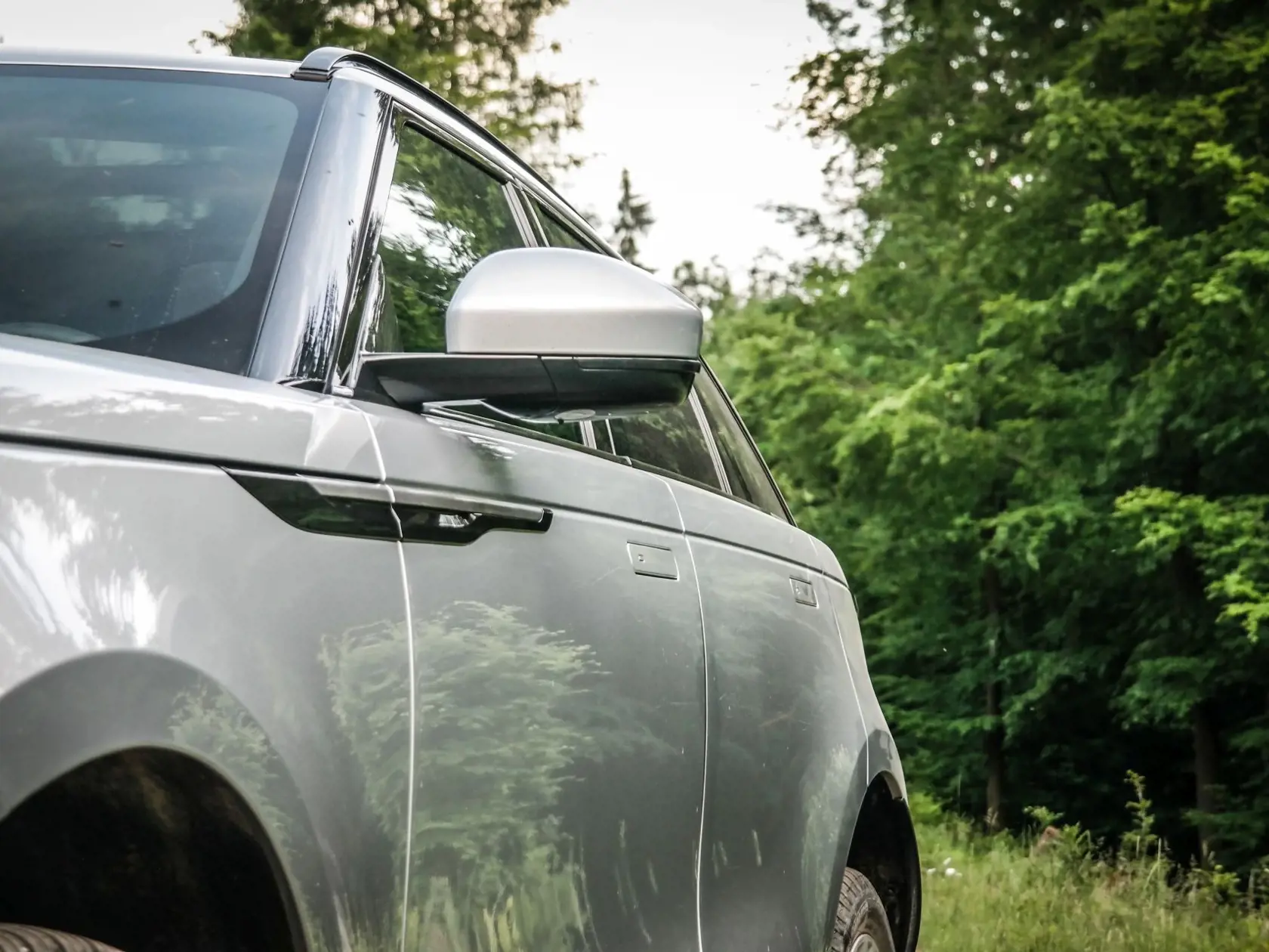 Land Rover Range Rover Velar SE D240 8AT