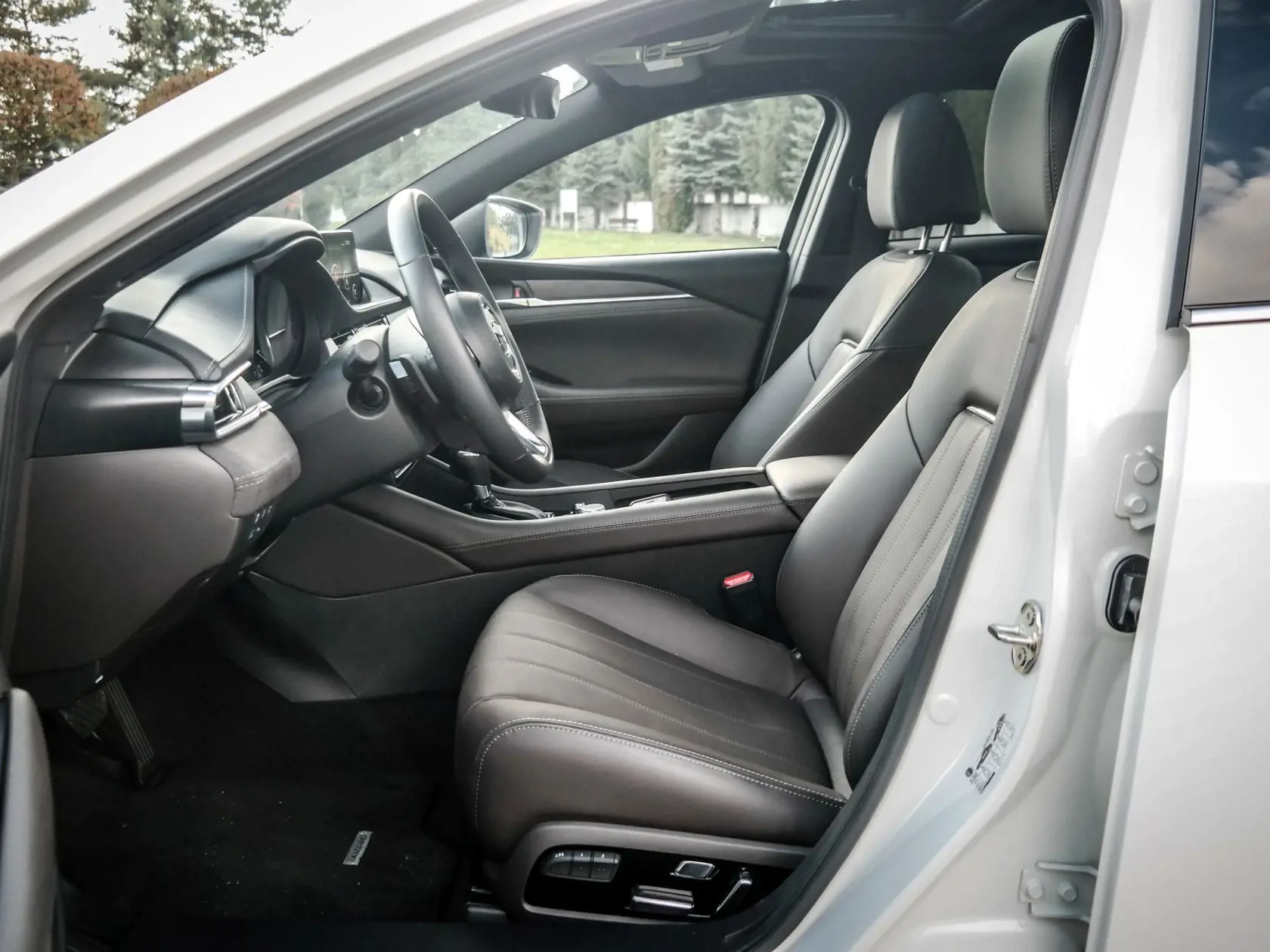 Mazda6 2.5i AT Takumi Plus