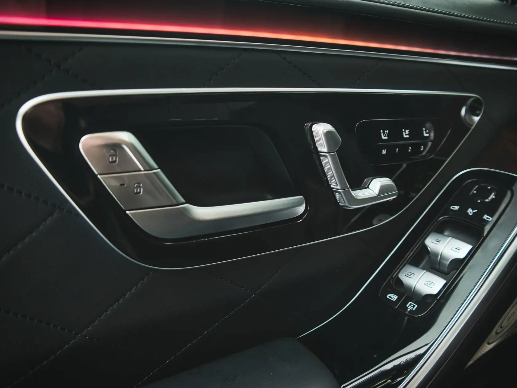 Mercedes-Benz S 400d.