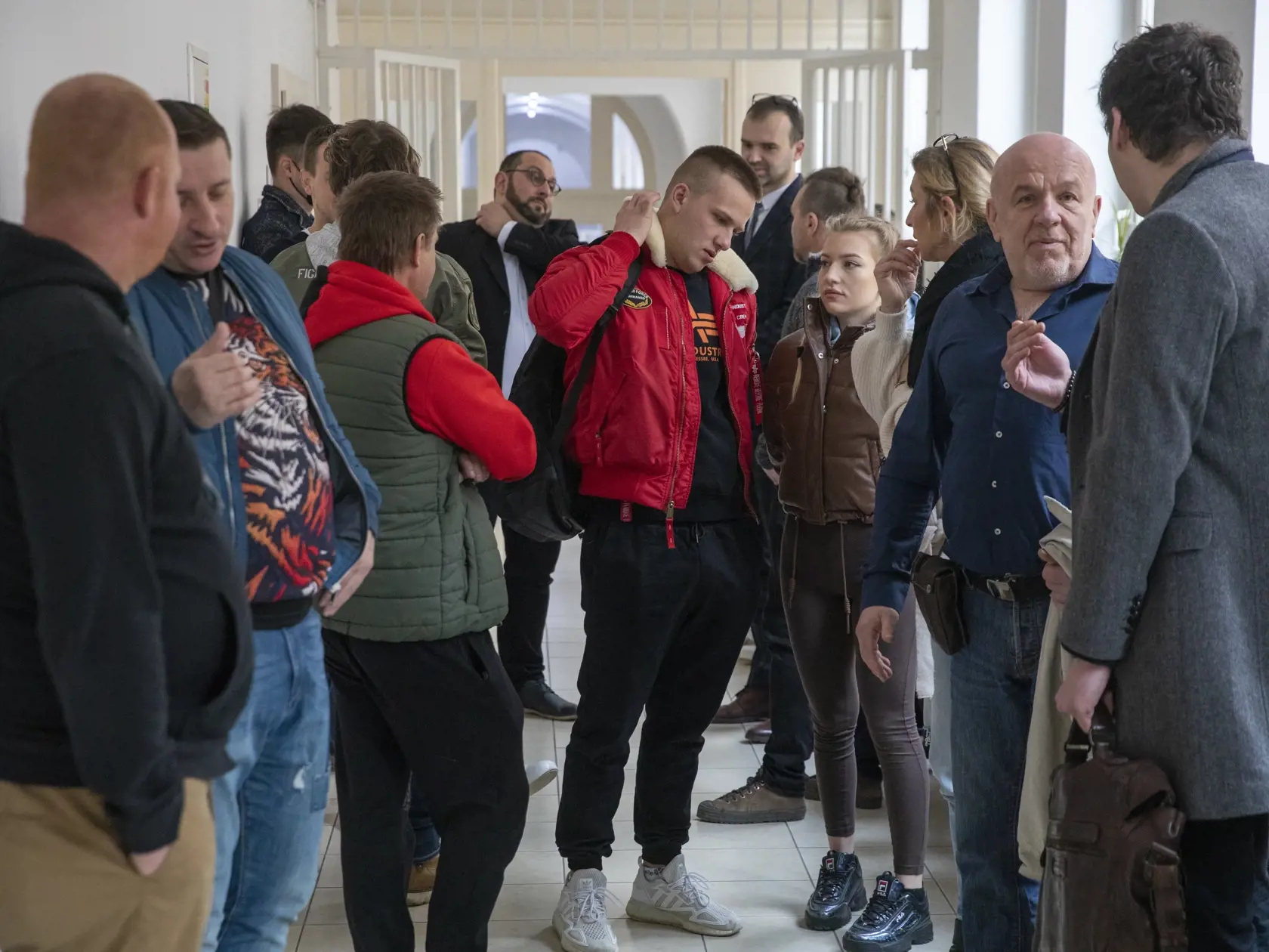Pepu chodia na pojednávanie "povzbudzovať" jeho podporovatelia.