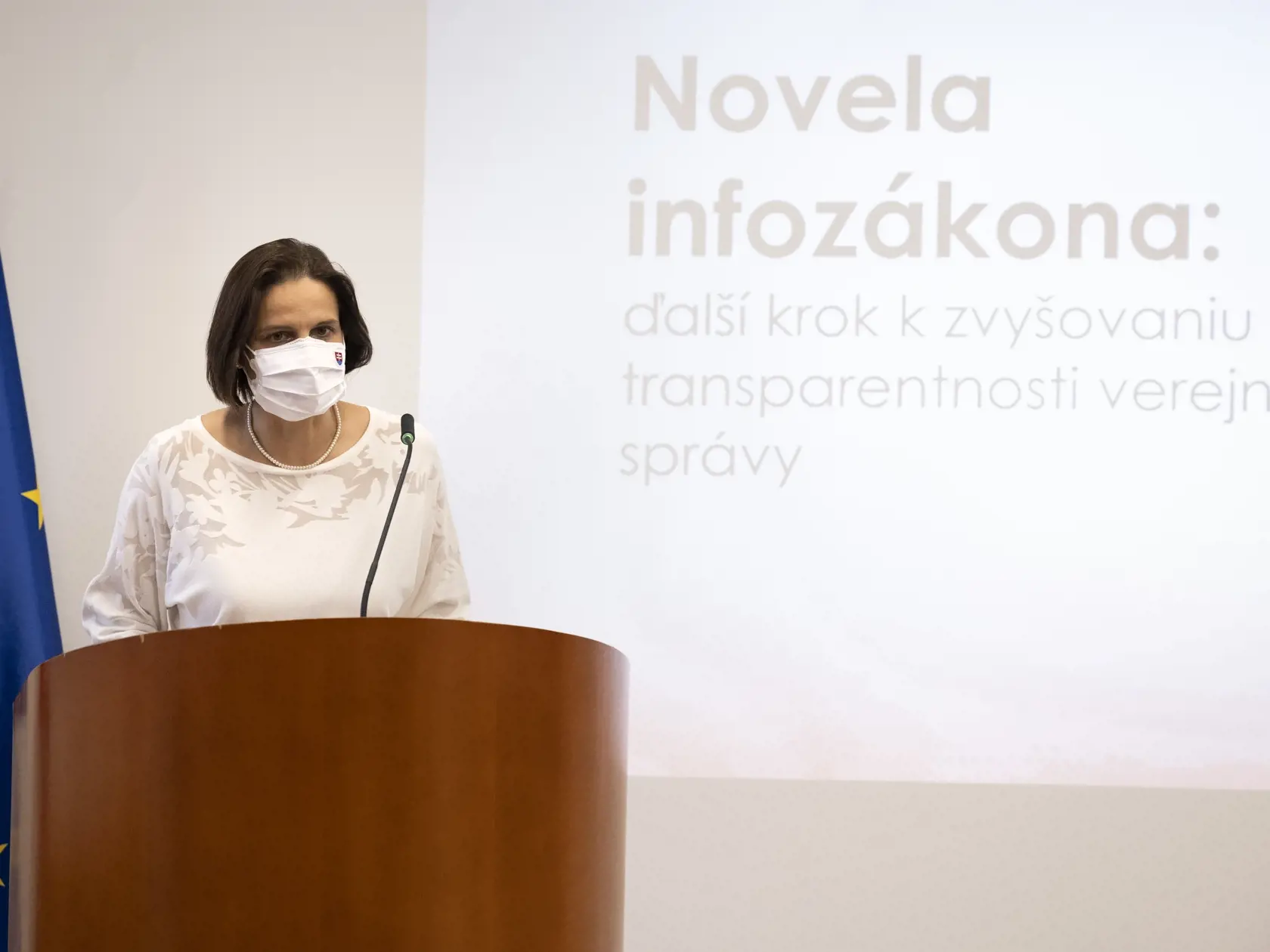 Na snímke ministerka spravodlivosti SR Mária Kolíková počas tlačovej konferencie k Novele zákona o slobodnom prístupe k informáciám 29. novembra 2021 v Bratislave. FOTO TASR - Pavel Neubauer




